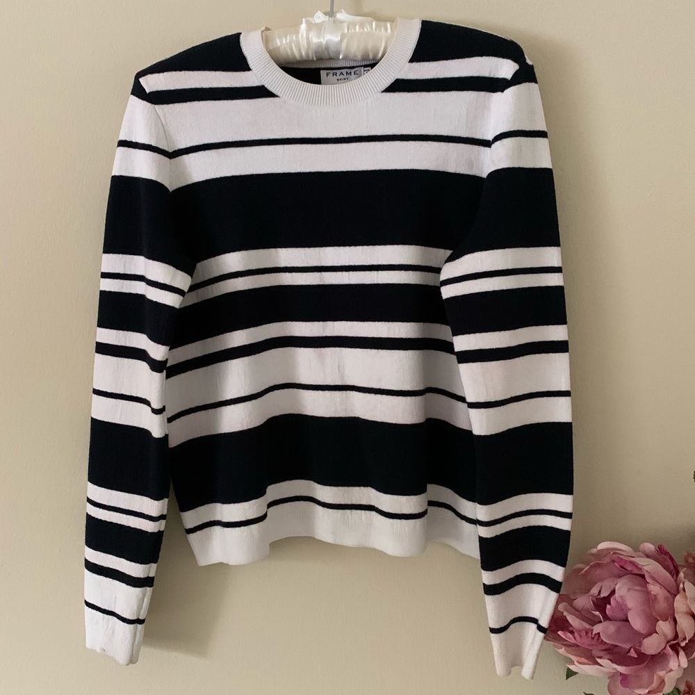 COPY - FRAME Denim Le Sculpture Long Sleeve Sweater